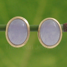 Load image into Gallery viewer, 14K Yellow Gold Bezel Setting Oval Lavender Jade Stud Earrings