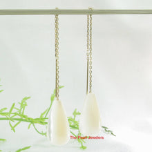 Load image into Gallery viewer, 14K Yellow Gold Threader Chain Mother of Pearl Earrings