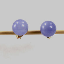 Load image into Gallery viewer, 14K Yellow Gold 10mm Round Lavender Jade Stud Earrings