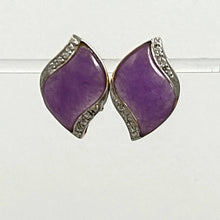 Load image into Gallery viewer, 14K Yellow Gold Omega Clip Diamond Lavender Jade Earrings