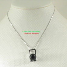 Load image into Gallery viewer, Black Onyx 10 mm Sterling Silver Pendant