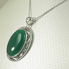 Load image into Gallery viewer, Cabochon Oval Green Agate Pendant