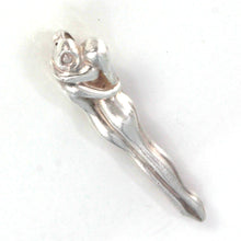 Load image into Gallery viewer, 9230103 Sterling Silver Lovers Couple Hugging Pendant