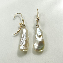 Load image into Gallery viewer, 1000360-14k-Gold-Leverback-Genuine-Cream-Biwa-Pearl-Dangle-Earrings