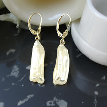 Load image into Gallery viewer, Biwa Pearl Leverback Dangle Earrings – Extended Drop
