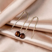 Load image into Gallery viewer, 14k Yellow Gold Threader Chain Chocolate Raindrop Cultured Pearl Earrings