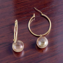 Load image into Gallery viewer, 14K Yellow Gold Lavender Pearl Hoop Earrings