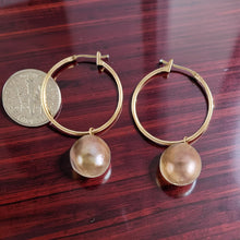 Load image into Gallery viewer, 14K Yellow Gold Lavender Pearl Hoop Earrings