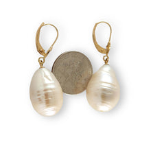 Load image into Gallery viewer, Solid 14k Yellow Gold Leverback Baroque Pearl Dangle Earrings
