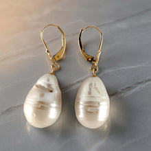 Load image into Gallery viewer, Solid 14k Yellow Gold Leverback Baroque Pearl Dangle Earrings
