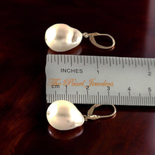 Load image into Gallery viewer, Solid 14k Yellow Gold Leverback Baroque White Pearl Dangle Earrings