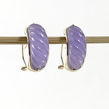 Load image into Gallery viewer, 14K Yellow Gold Omega Clip Hand-Carved Lavender Jade Earrings