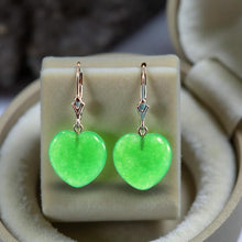 Load image into Gallery viewer, 14K Yellow Gold Heart Shape Green Jade Leverback Earrings