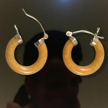 Load image into Gallery viewer, 14K Yellow Gold Tube Ring Honey Jade Hoop Earrings