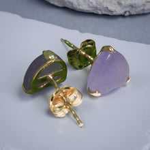Load image into Gallery viewer, 14K Yellow Gold Handcrafted Heart Lavender Jade Stud Earrings