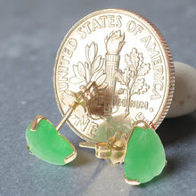 Load image into Gallery viewer, 14K Yellow Gold Heart Green Jade Stud Earrings