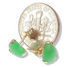 Load image into Gallery viewer, 14K Yellow Gold Heart Green Jade Stud Earrings