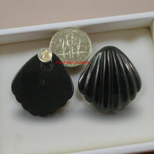 Load image into Gallery viewer, 14K Yellow Gold Cabochon Cut Shell Design Black Onyx Stud Earrings