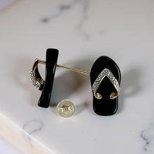 Load image into Gallery viewer, 14K Yellow Gold Diamond &amp; Flip-Flop Slipper Black Onyx Stud Earrings