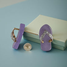 Load image into Gallery viewer, 14K Yellow Gold Diamond Flip-Flop Slipper Lavender Jade Stud Earrings