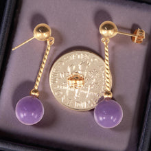 Load image into Gallery viewer, 14K Yellow Gold Twist Tube Lavender Jade Earrings