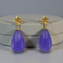 Load image into Gallery viewer, 14K Yellow Gold Plumeria Raindrop Lavender Jade Stud Earrings
