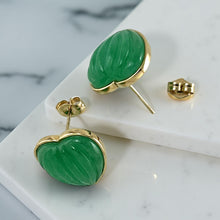 Load image into Gallery viewer, 14K Yellow Gold Shell Heart Green Jade Stud Earrings