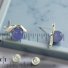 Load image into Gallery viewer, 14K White Gold Dolphin Design Lavender Jade Earrings