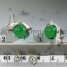 Load image into Gallery viewer, 14K White Gold Dolphin Design Green Jade Earrings