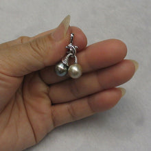 Load image into Gallery viewer, 14k White Gold Blue &amp; Grey Tahitian Pearl Dolphin Pendant