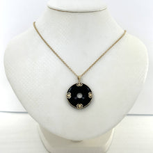 Load image into Gallery viewer, 14k Gold Butterflies Disc Shape Black Onyx Pendant Necklace