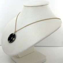 Load image into Gallery viewer, 14k Gold Butterflies Disc Shape Black Onyx Pendant Necklace