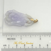 Load image into Gallery viewer, 14k Solid Yellow Gold Exquisite Carving Chayote Jade Pendant Necklace