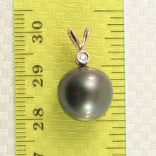 Load image into Gallery viewer, 14k Yellow Gold Diamond Natural Black Tahitian Pearl Pendant