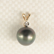 Load image into Gallery viewer, 14k Yellow Gold Diamond Natural Black Tahitian Pearl Pendant