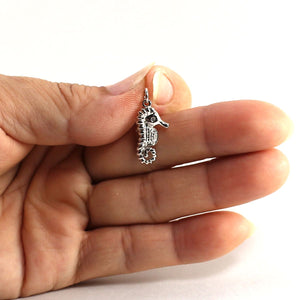 14k Solid White Gold Seahorse Diamond Pendant
