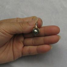 Load image into Gallery viewer, 14k Yellow Gold Diamond Silver-Green Tahitian Pearl Pendant