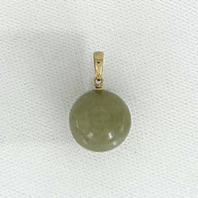 Load image into Gallery viewer, 14kt Solid Yellow Gold 12 mm Round Bead Jade Pendant Necklace