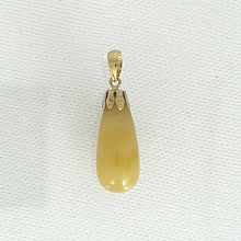 Load image into Gallery viewer, 14k Solid Yellow Gold Yellow Jade Pendant Necklace