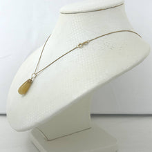 Load image into Gallery viewer, 14k Solid Yellow Gold Yellow Jade Pendant Necklace