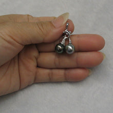 Load image into Gallery viewer, 14k White Gold Dolphin-Design Tahitian Pearl Pendant