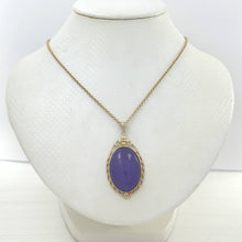 Load image into Gallery viewer, 14k Yellow Gold Cabochon Cut Lavender Jade Pendant Necklace