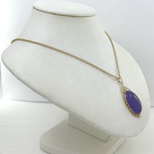 Load image into Gallery viewer, 14k Yellow Gold Cabochon Cut Lavender Jade Pendant Necklace