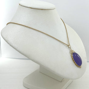 14k Yellow Gold Cabochon Cut Lavender Jade Pendant Necklace