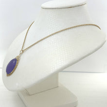 Load image into Gallery viewer, 14k Yellow Gold Cabochon Cut Lavender Jade Pendant Necklace
