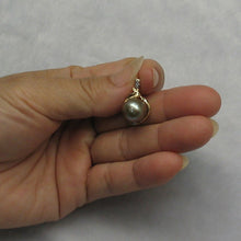 Load image into Gallery viewer, 14k Yellow Gold &amp; Diamond Silver-Tone Tahitian Pearl Pendant