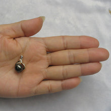 Load image into Gallery viewer, 14k Yellow Gold Feather Diamond Black Tahitian Pearl Pendant