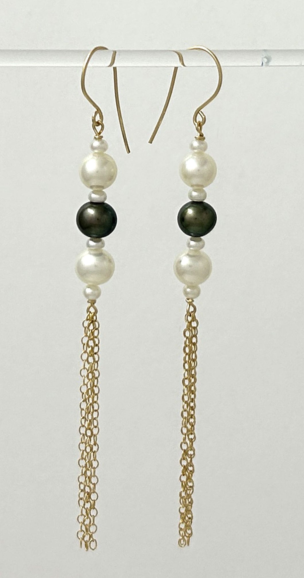 14k Gold Filled Hook Earrings – Black & White Pearl Drop