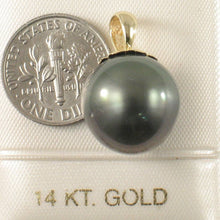 Load image into Gallery viewer, 14k Yellow Gold Flower-Cap Black Tahitian Pearl Pendant