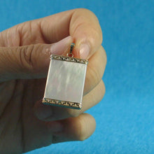Load image into Gallery viewer, 14k Yellow Gold Greek Key MOP Board Pendant Necklace
